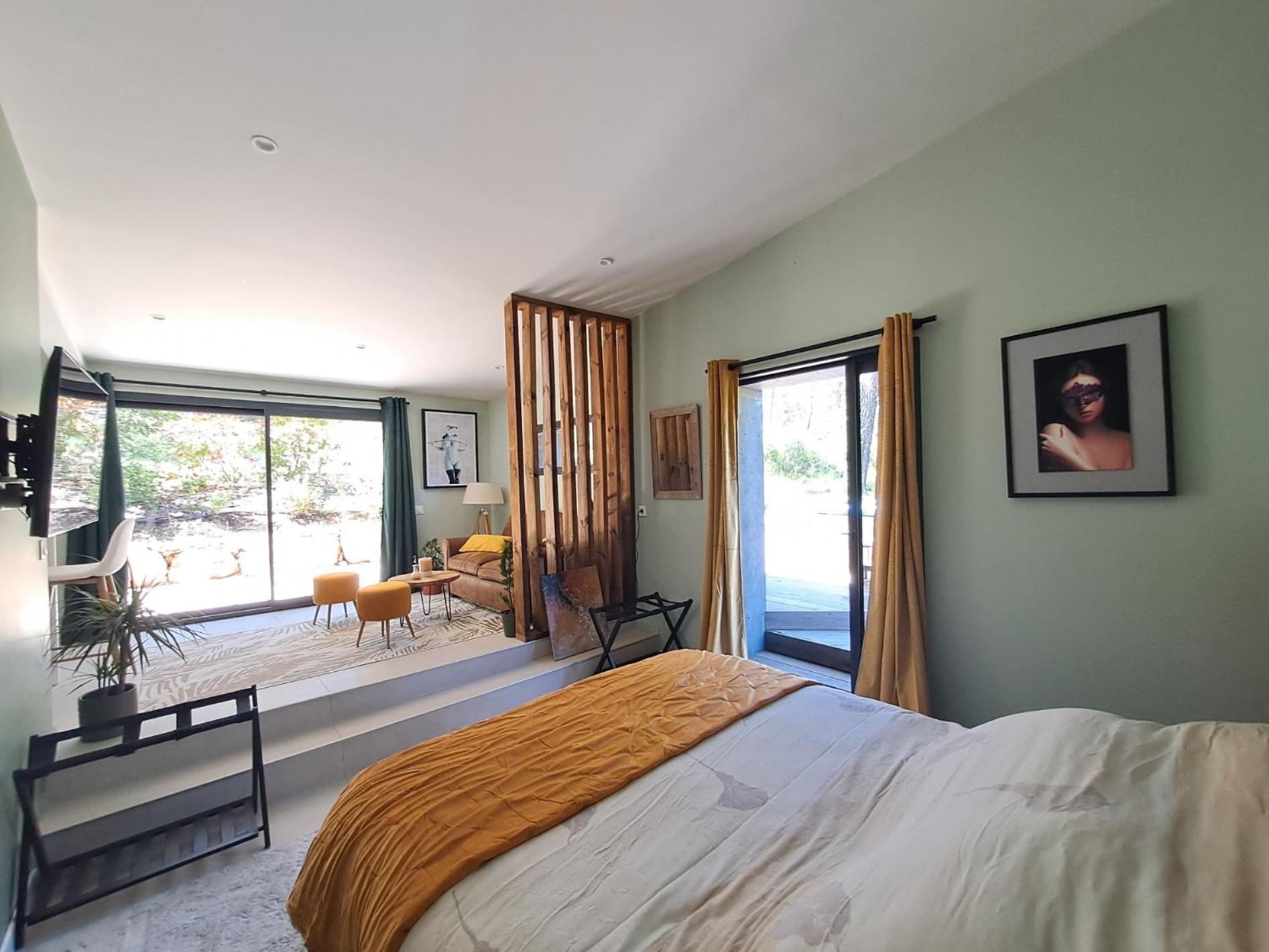 Apartment La Pinede De
